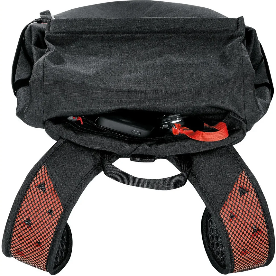 Рюкзак міський Backpack Dry Up (75261HCC) Ferrino 930661 Black 22 л