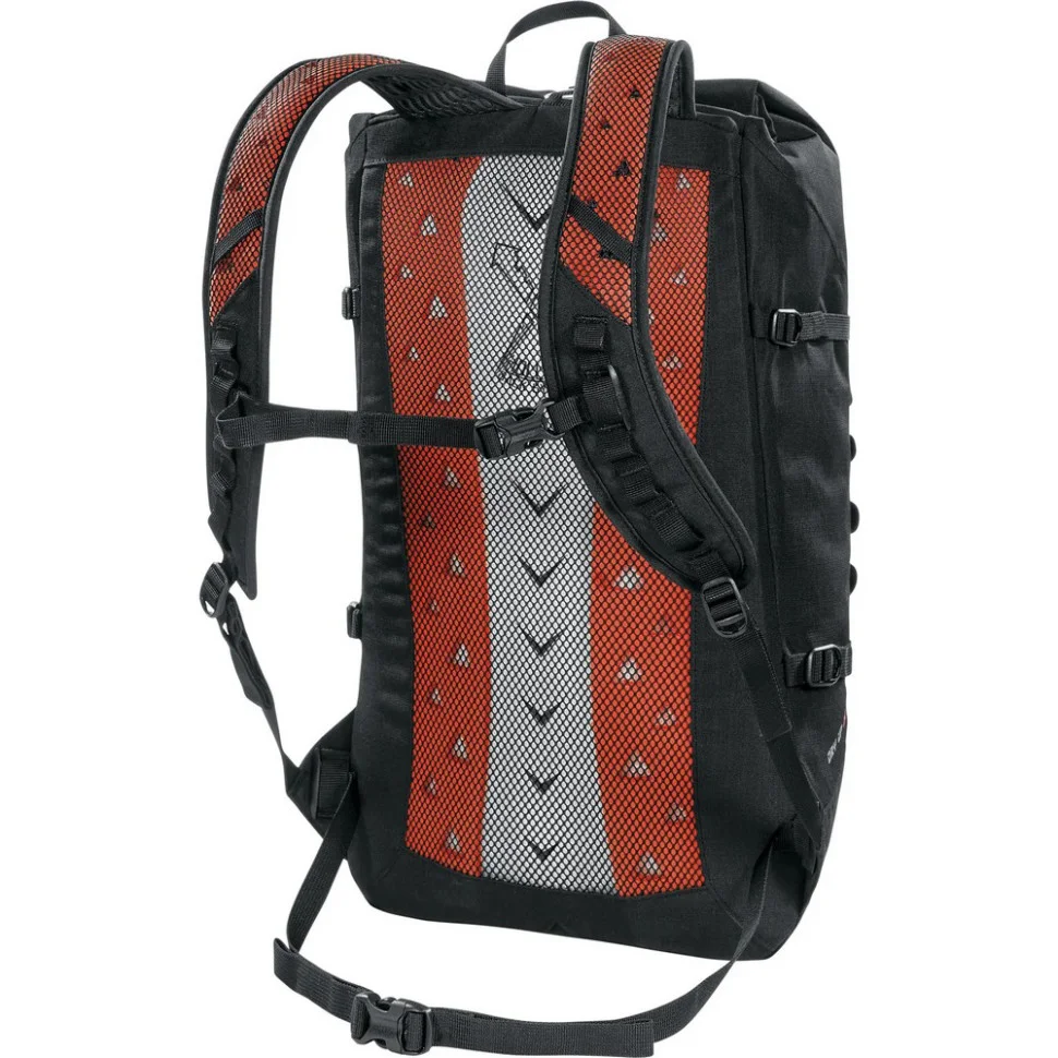 Рюкзак міський Backpack Dry Up (75261HCC) Ferrino 930661 Black 22 л
