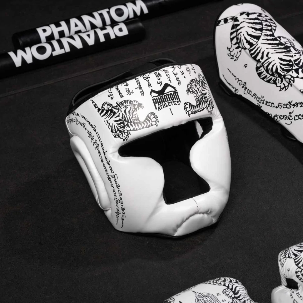 Боксерський шолом Muay Thai Full Face Phantom PHHG2680 White (капа в подарунок)