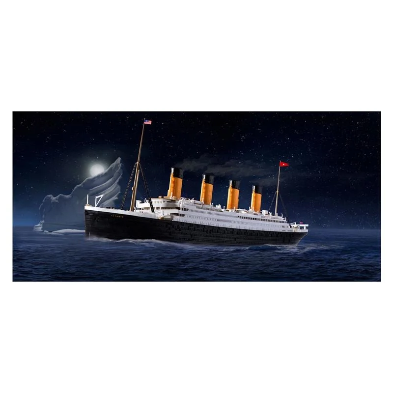 Збірна модель-копія Корабель Титанік Revell RVL-05498 рівень 2 масштаб 1:600