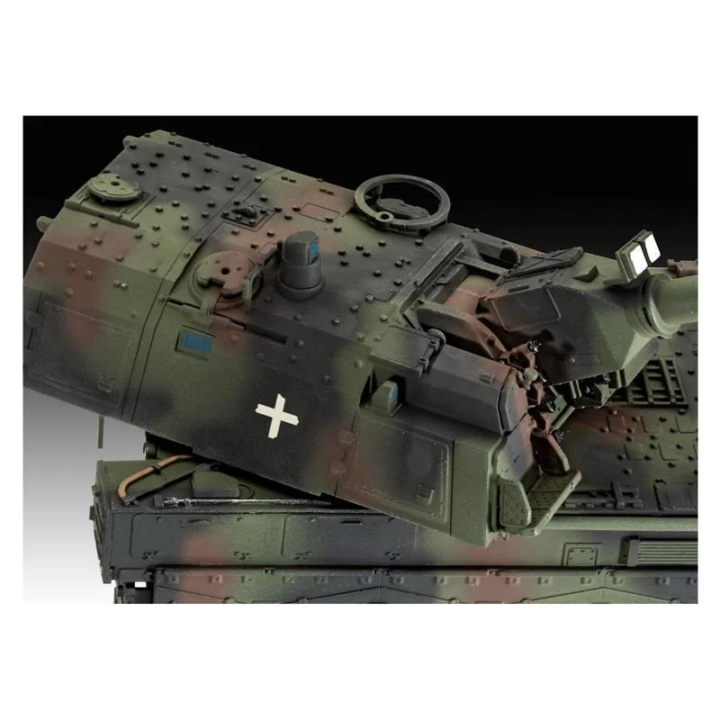 Збірна модель-копія САУ Panzerhaubitze 2000 Revell RVL-03347 рівень 4 масштаб 1:72