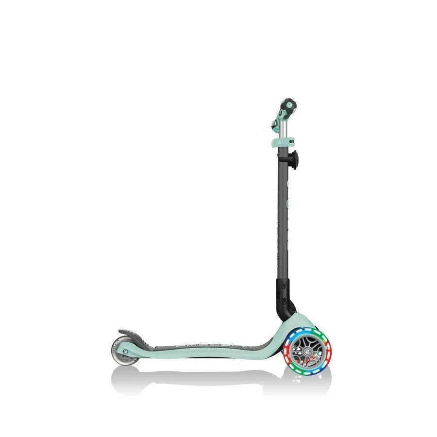 Дитячий самокат 3-х колесный GO UP SPORTY GLOBBER 452-706-4 м'ятно-фісташковий, колеса що світяться, до 20/50кг