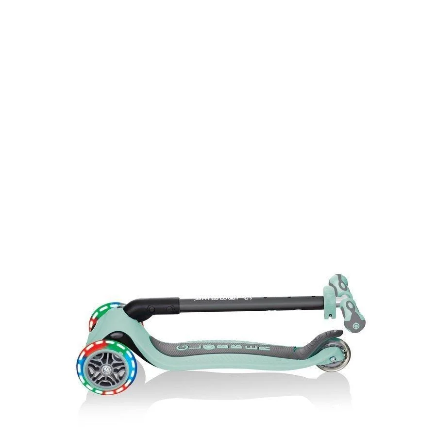 Дитячий самокат 3-х колесный GO UP SPORTY GLOBBER 452-706-4 м'ятно-фісташковий, колеса що світяться, до 20/50кг