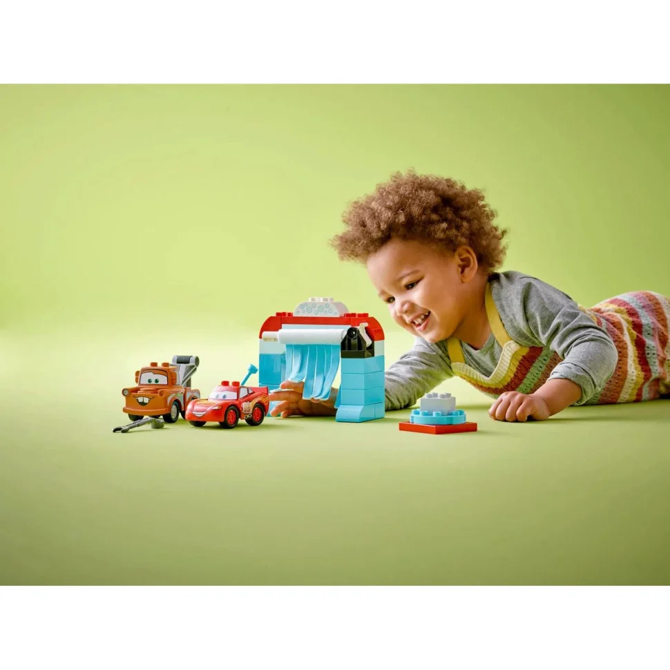 Конструктор LEGO DUPLO Disney TM Розваги Блискавки МакКвіна й Сирника на автомийці 10996-