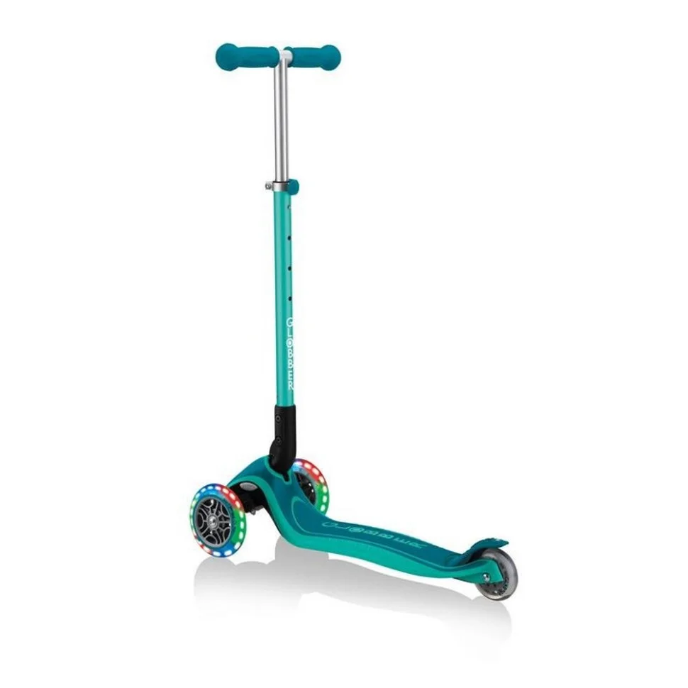Самокат трехколесный PRIMO FOLDABLE PLUS LIGHTS GLOBBER 439-107 зеленый, колеса с подсветкой
