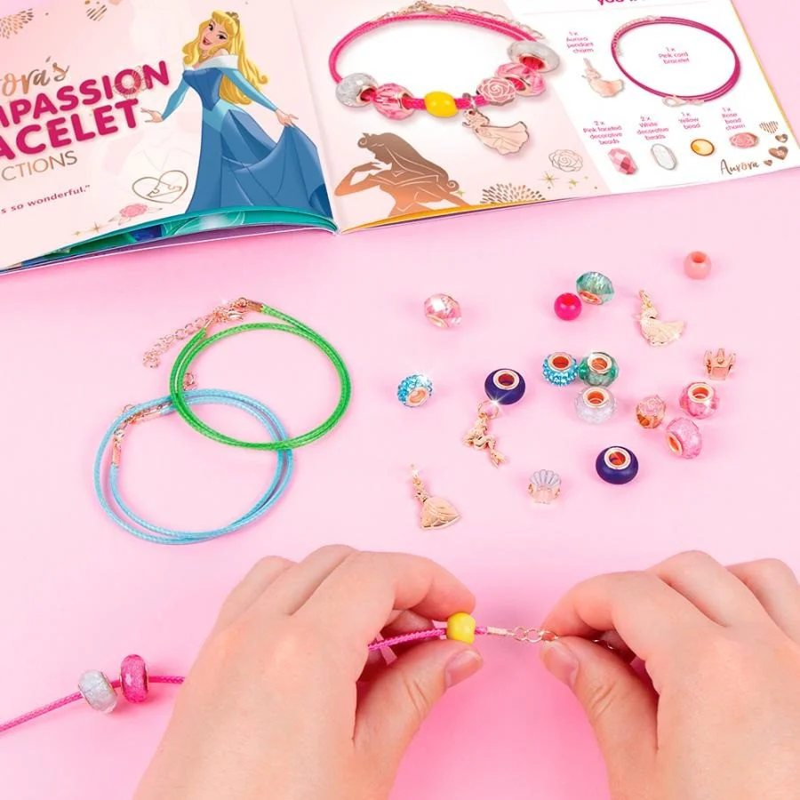 Набір для створення шарм-браслетів Disney Ultimate Princess: Jewels & Gems Make it Real MR4210