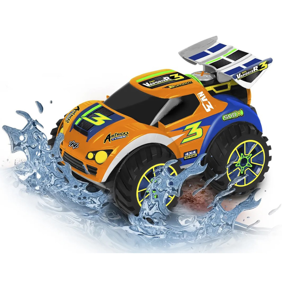 Машинка-амфибия на пульте управления 