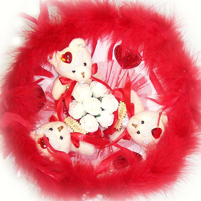 Букет из игрушек Мишки 3 в красном 5159IT