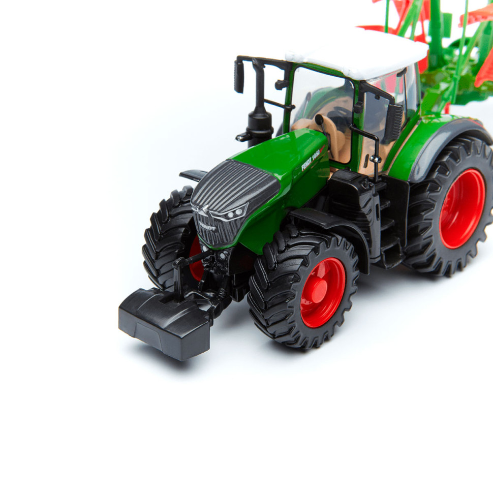 Детская игрушка Трактор Fendt 1050 Vario Bburago 18-31665 c роторными валковыми граблями