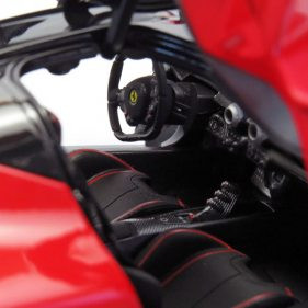 Автомодель - FERRARI F12TDF (ассорти желтый, красный, 1:24) 18-26001