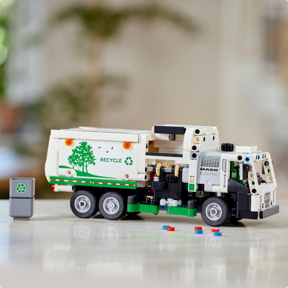 Конструктор Мусоровоз Mack LR Electric LEGO Technic 42167, 503 детали