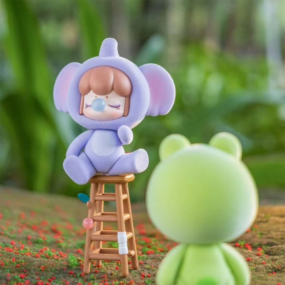 Колекційна фігурка 