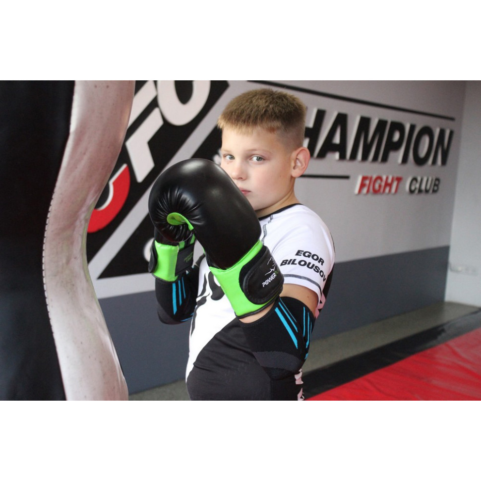 Боксерські рукавиці 3004 JR Classic PowerPlay PP_3004JR_6oz_Black/Green, Чорно-Зелені 6 унцій