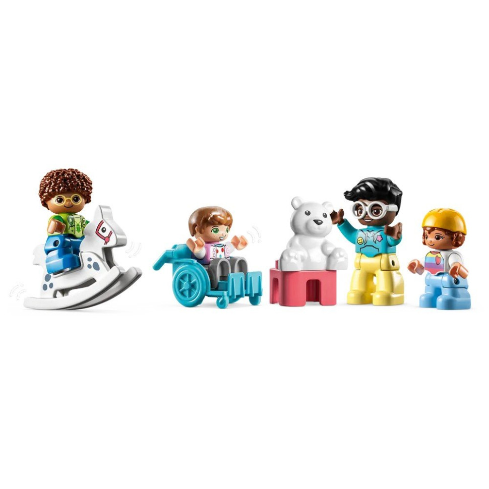 Конструктор Будні в дитячому садку LEGO 10992, 67 деталей
