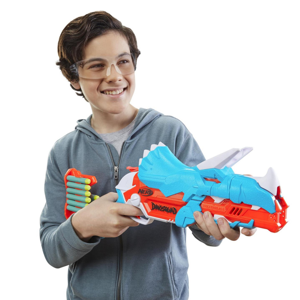 Игровой бластер 