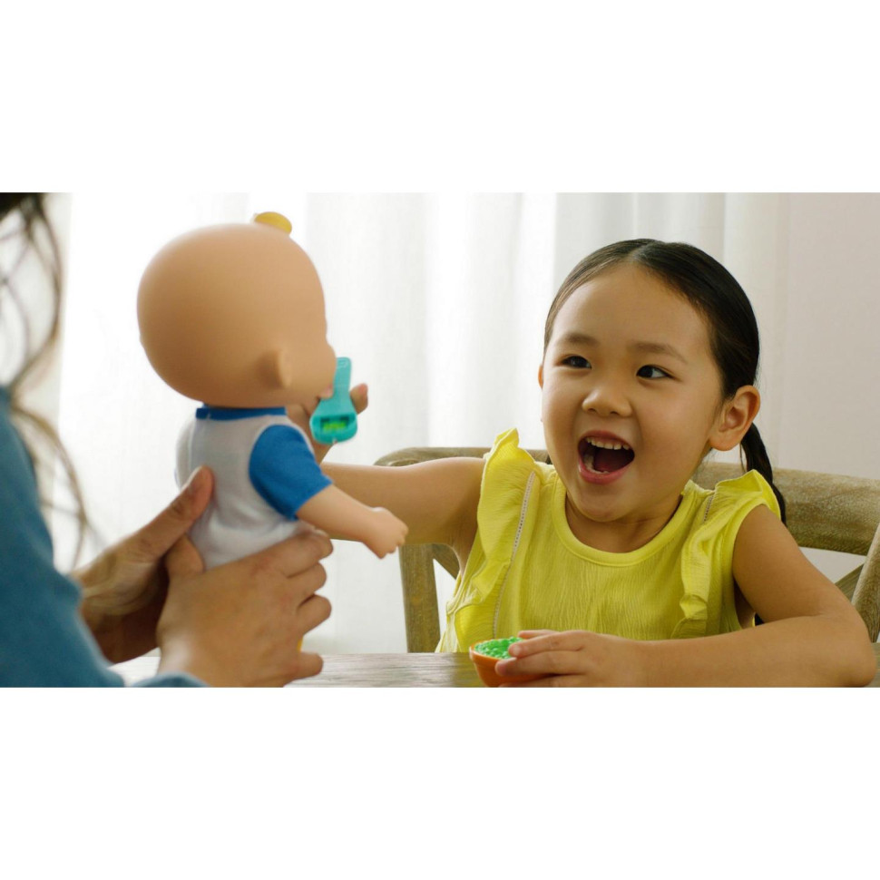 Интерактивные куклы и пупсы: CoComelon Deluxe Interactive JJ Doll Джей Джей со звуком CMW0058