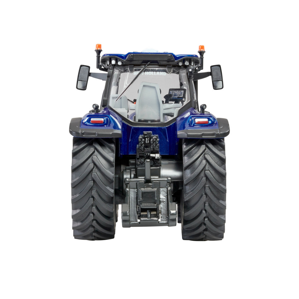 Модель Трактор New Holland T7.300 LWB Britains 43341B масштаб 1:32