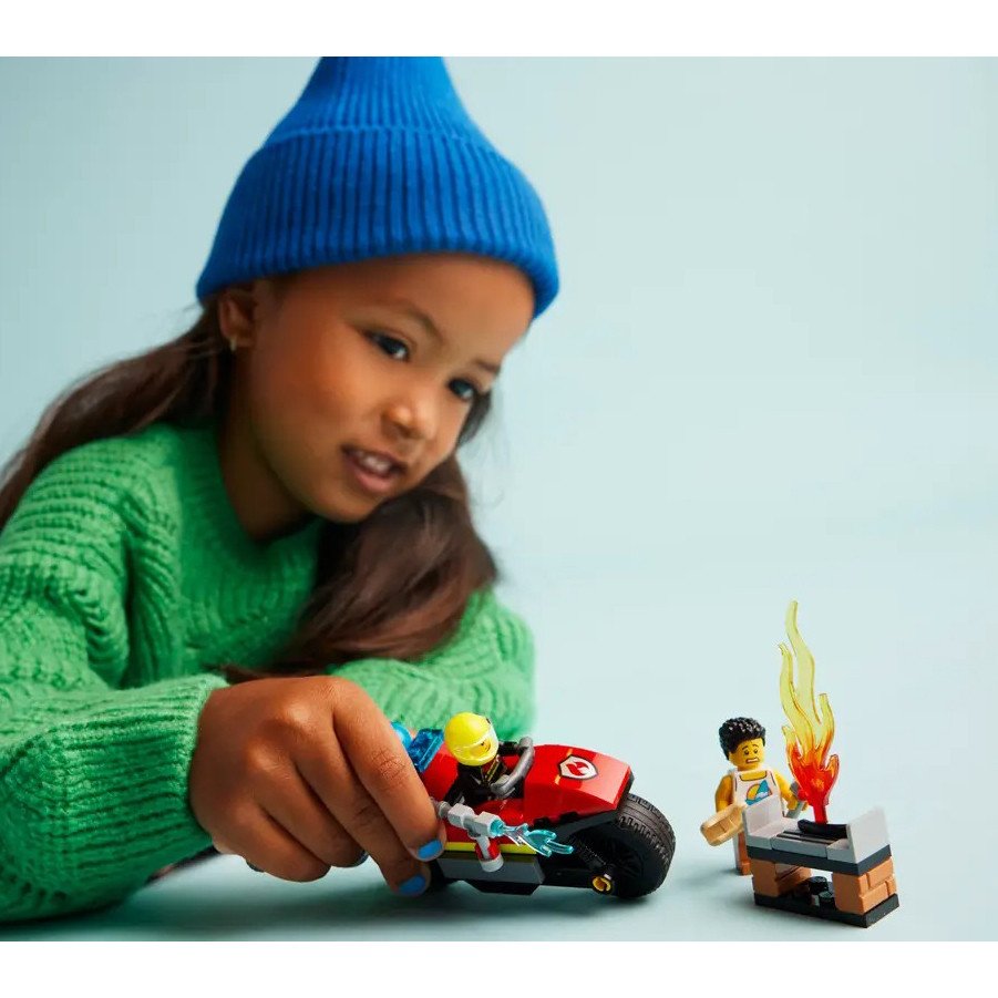 Конструктор LEGO City Пожежний рятувальний мотоцикл 60410, 57 деталей