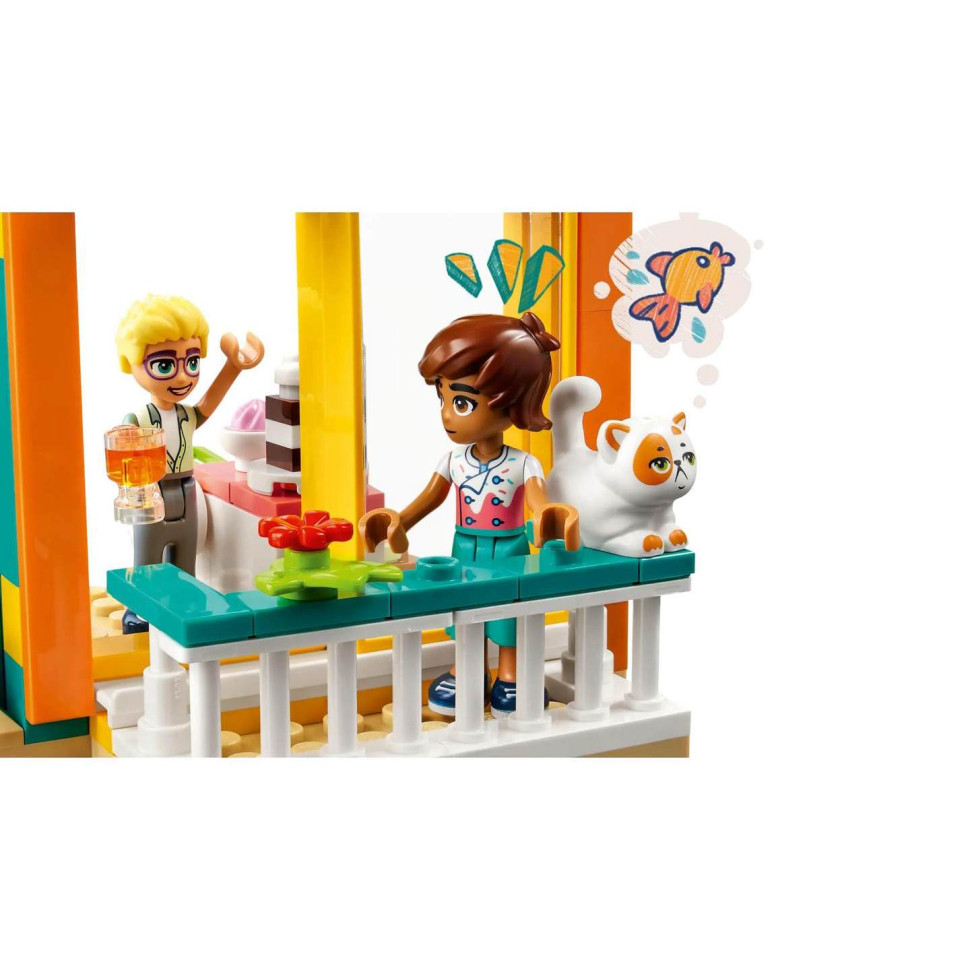 Конструктор LEGO Friends Комната Лео 41754