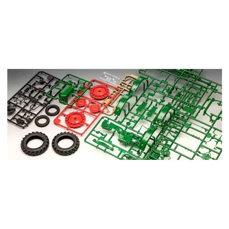 Сборная модель Трактор Deutz D30 Revell RVL-07826 уровень 2, масштаб 1:24