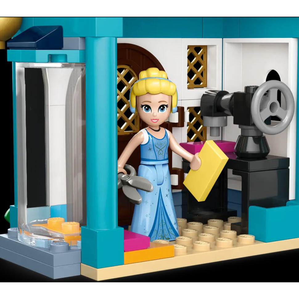 Конструктор LEGO Disney Princess Пригода діснеївської принцеси на ярмарку 43246, 817 деталей