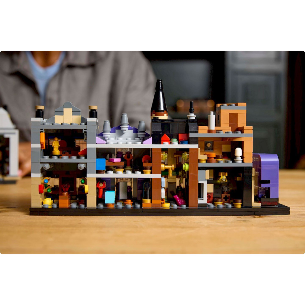 Конструктор LEGO Harry Potter Аллея Диагон. Колдовские магазины 76444, 2750 деталей