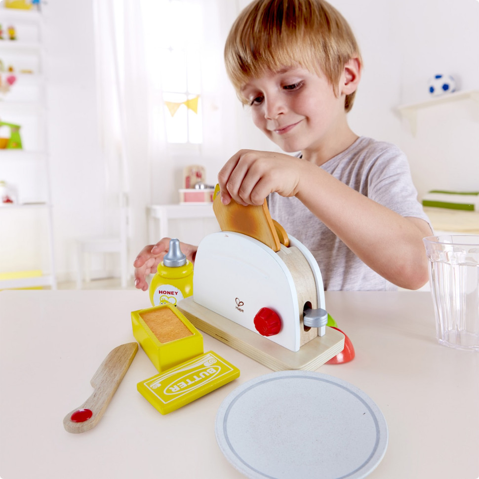 Іграшковий тостер з дерева Hape E3148 з продуктами та посудом