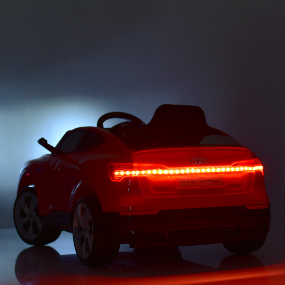 Дитячий електромобіль Bambi M 4806EBLR-1 Audi білий