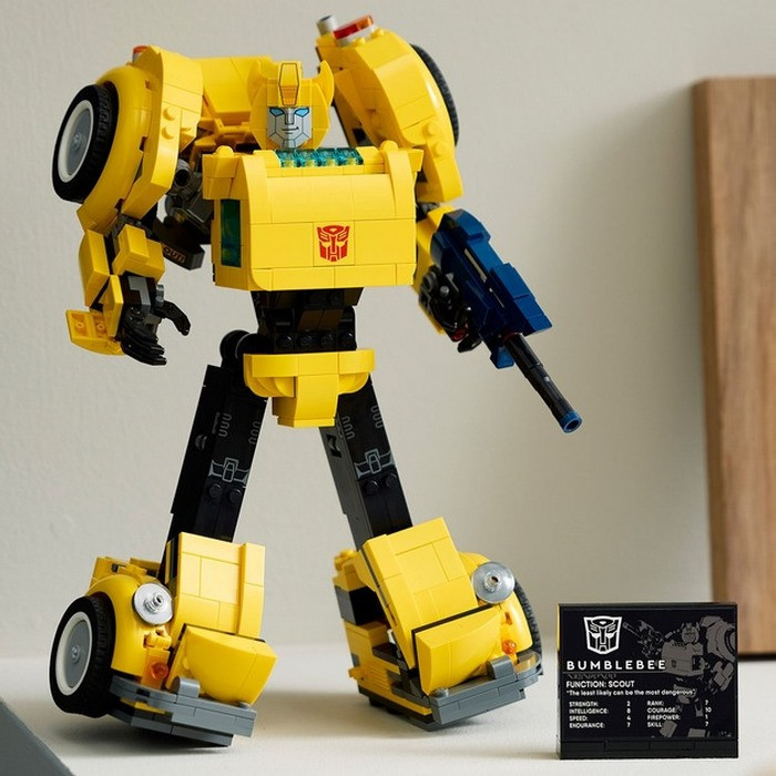 Конструктор Icons Трансформери Бамблбі LEGO 10338, 950 деталей