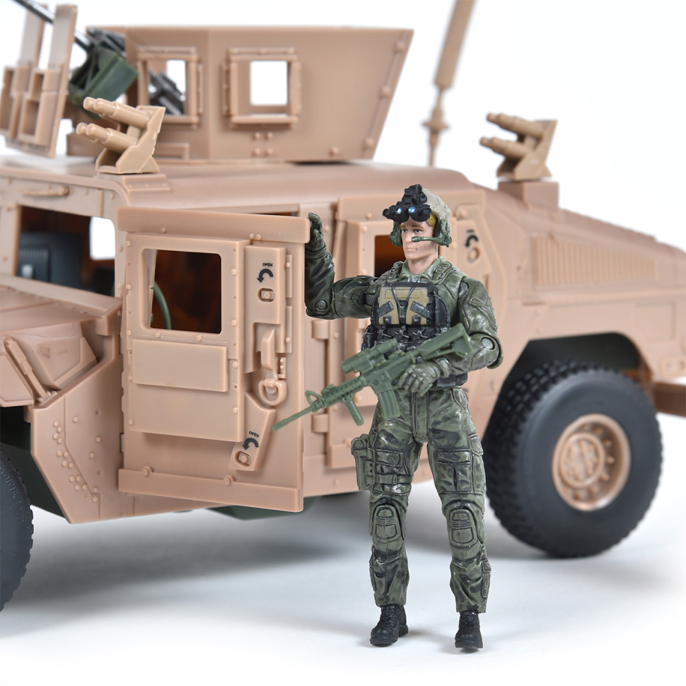 Игровой набор БРОНЕАВТОМОБИЛЬ HUMVEE M1114 ELITE FORCE 101863 машина, фигурка, аксессуары
