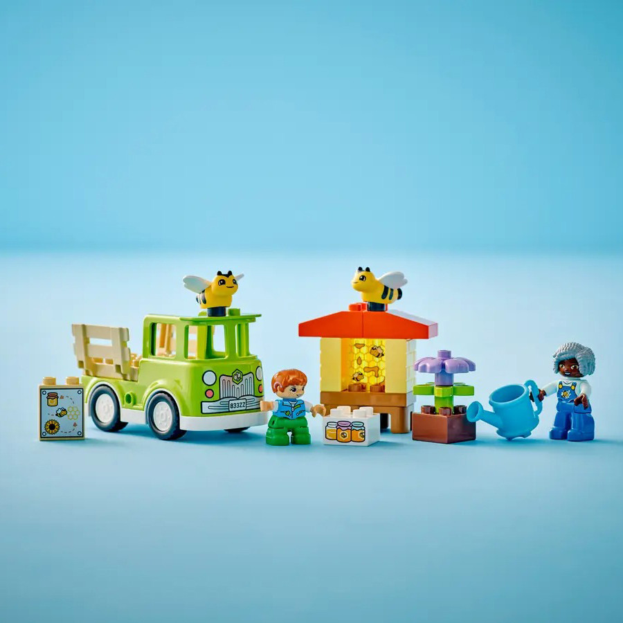 Конструктор LEGO DUPLO Town Уход за пчелами и ульями 10419, 22 детали