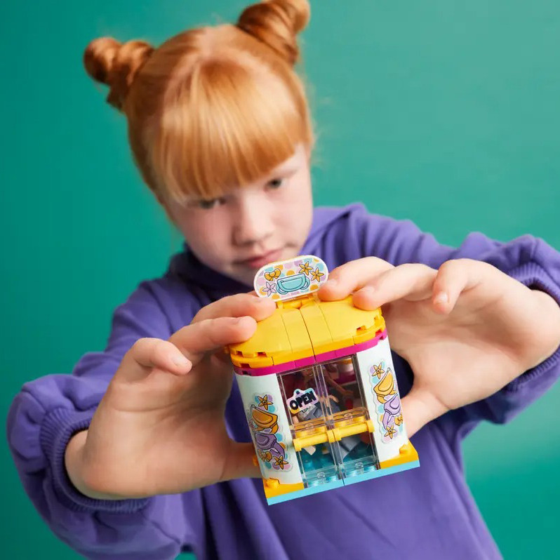 Конструктор LEGO Friends Крамничка аксесуарів 42608, 129 деталей