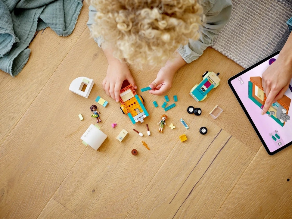 Конструктор LEGO Friends Отпуск на природе 41726
