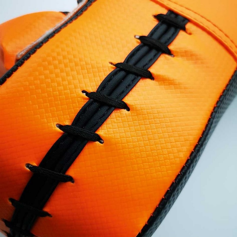 Макивара Kicking Shield Sveltus SLTS-6050, 43 х 20 см 