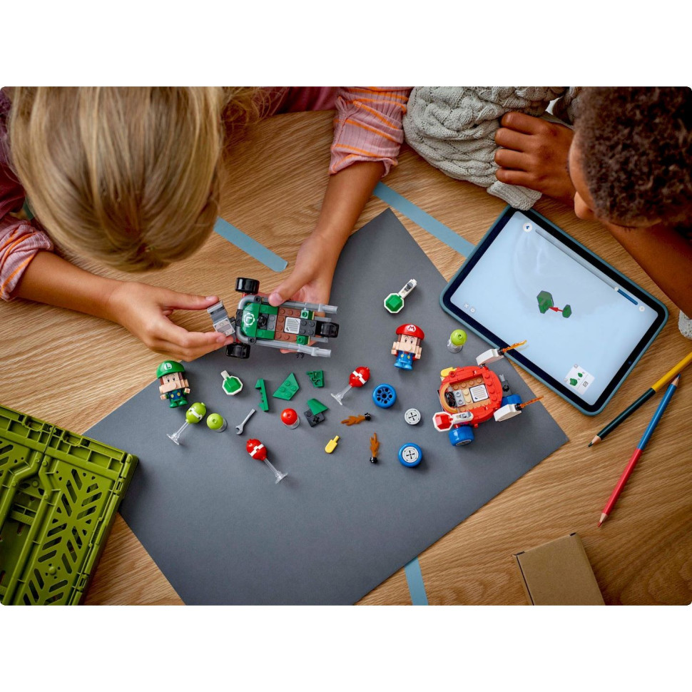 Конструктор LEGO Super Mario Mario Kart – Baby Mario vs. Baby Luigi 72034, 321 деталь 