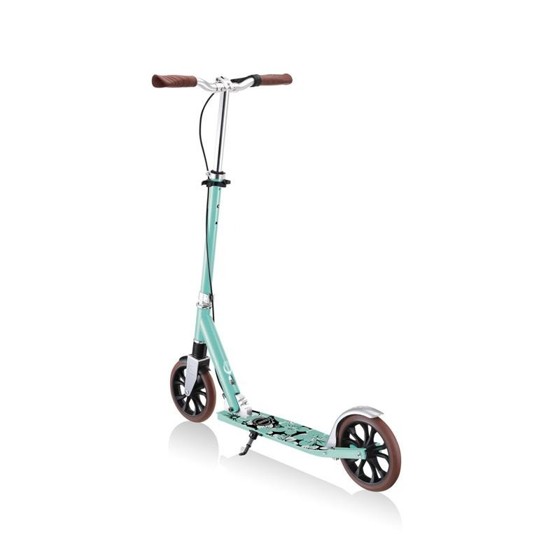 Самокат двухколесный NL205 DELUXE GLOBBER 685-206 с ручным тормозом, мятный