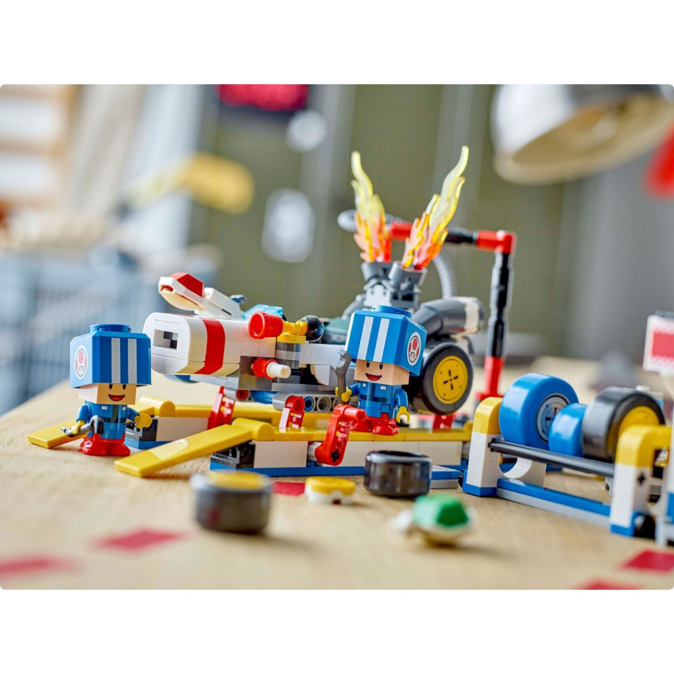 Конструктор LEGO Super Mario Mario Kart – Toad's Garage 72035, 390 деталей