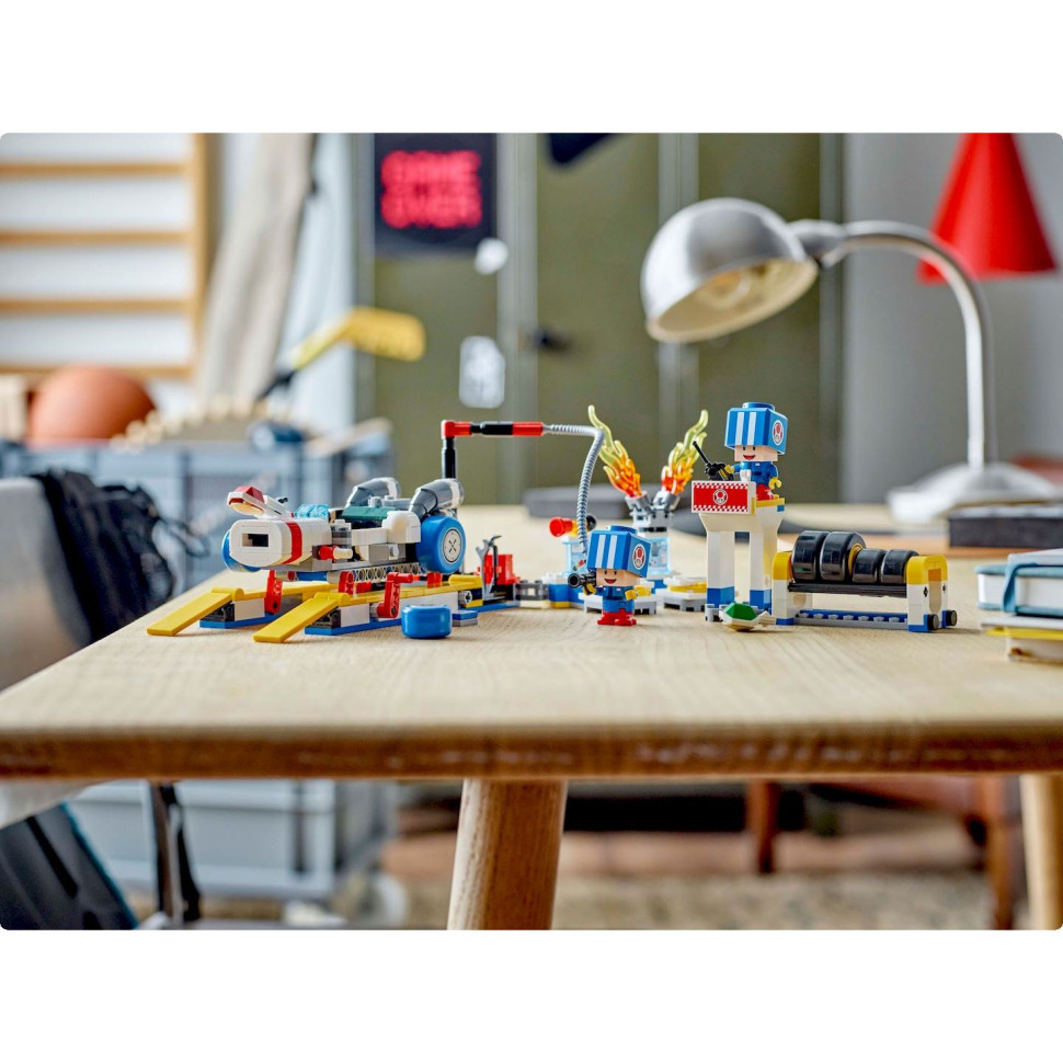 Конструктор LEGO Super Mario Mario Kart – Toad's Garage 72035, 390 деталей