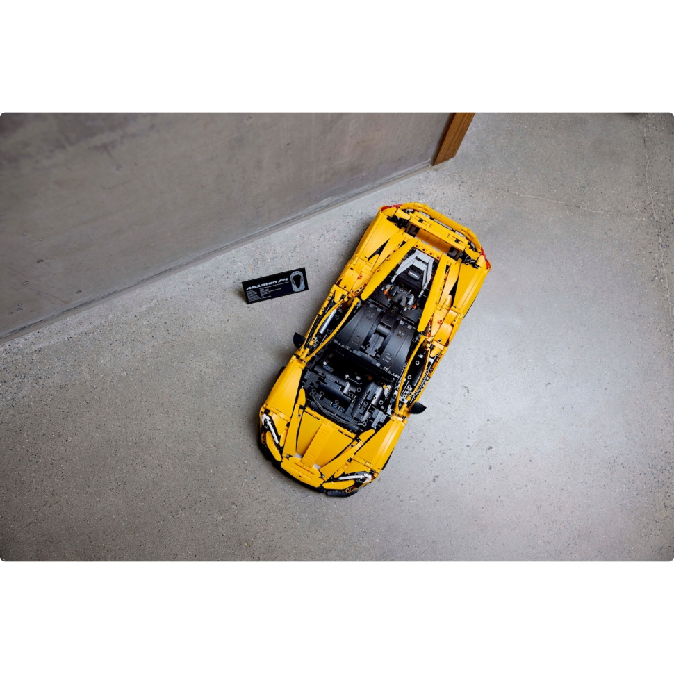 Конструктор LEGO Technic McLaren P1 42172, 3893 детали