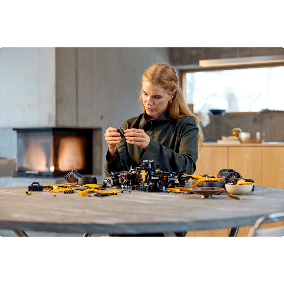 Конструктор LEGO Technic McLaren P1 42172, 3893 детали