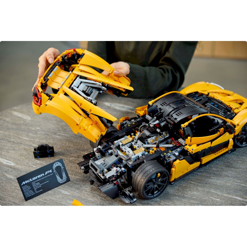 Конструктор LEGO Technic McLaren P1 42172, 3893 детали