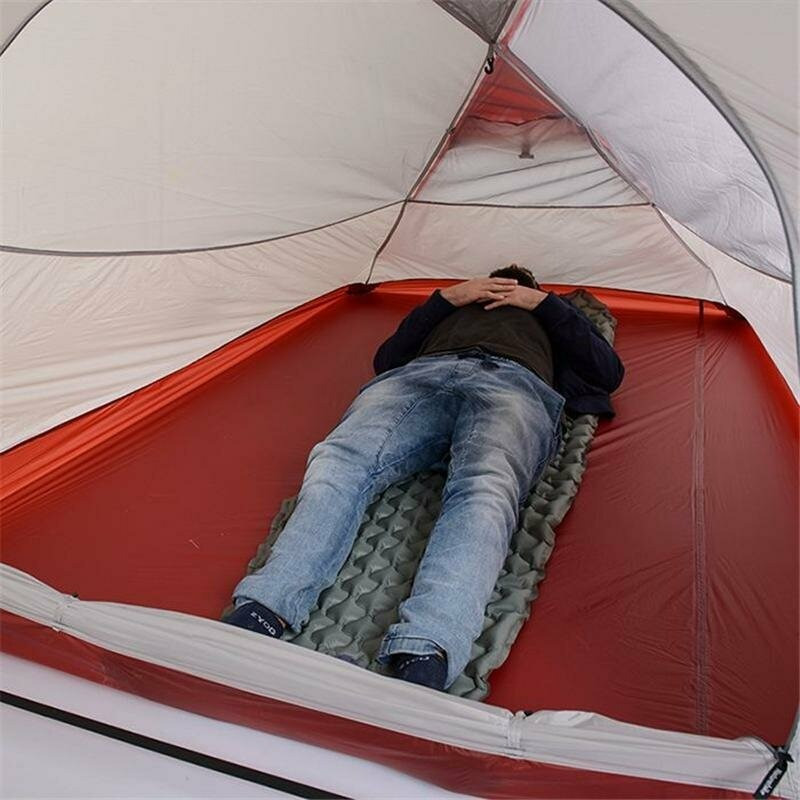 Палатка сверхлегкая четырехместная Naturehike Hiby NH19ZP005 с футпринтом 40D серо-красная