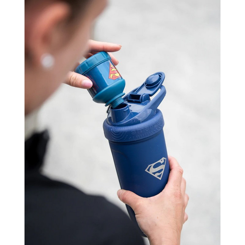 Контейнер Whey2Go Funnel Pillbox DC Superman Smartshake 80108001, 110 мл