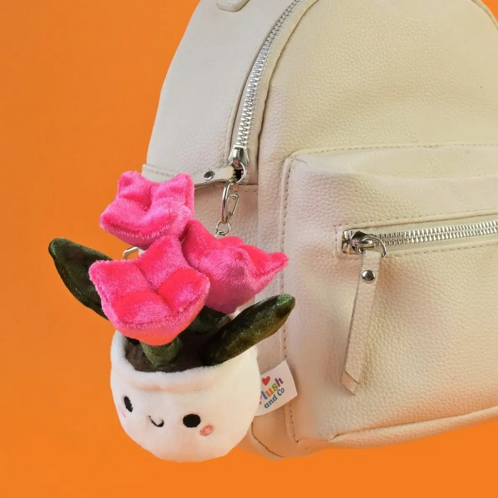 М'яка іграшка-брелок 