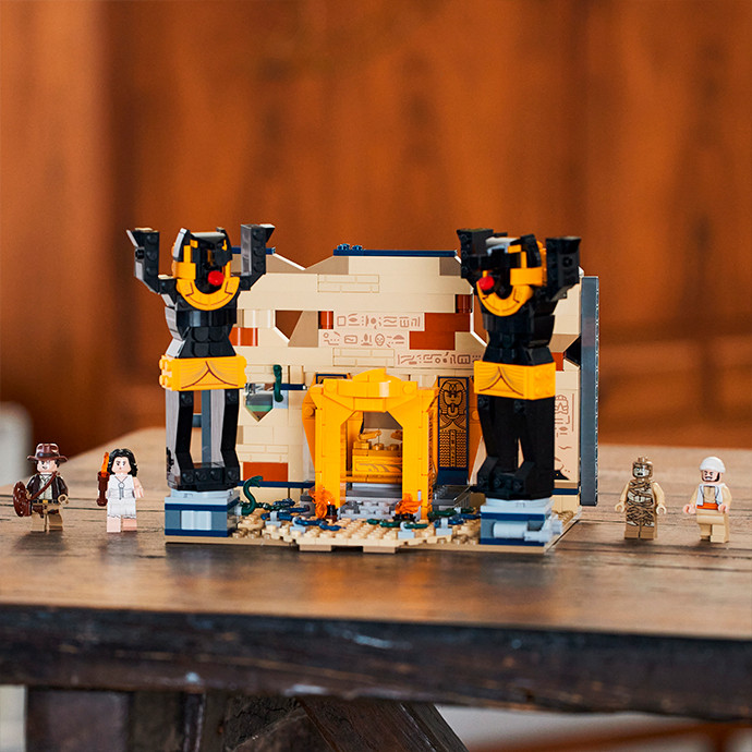 Конструктор LEGO Indiana Jones Побег из потерянной гробницы 77013, 600 деталей