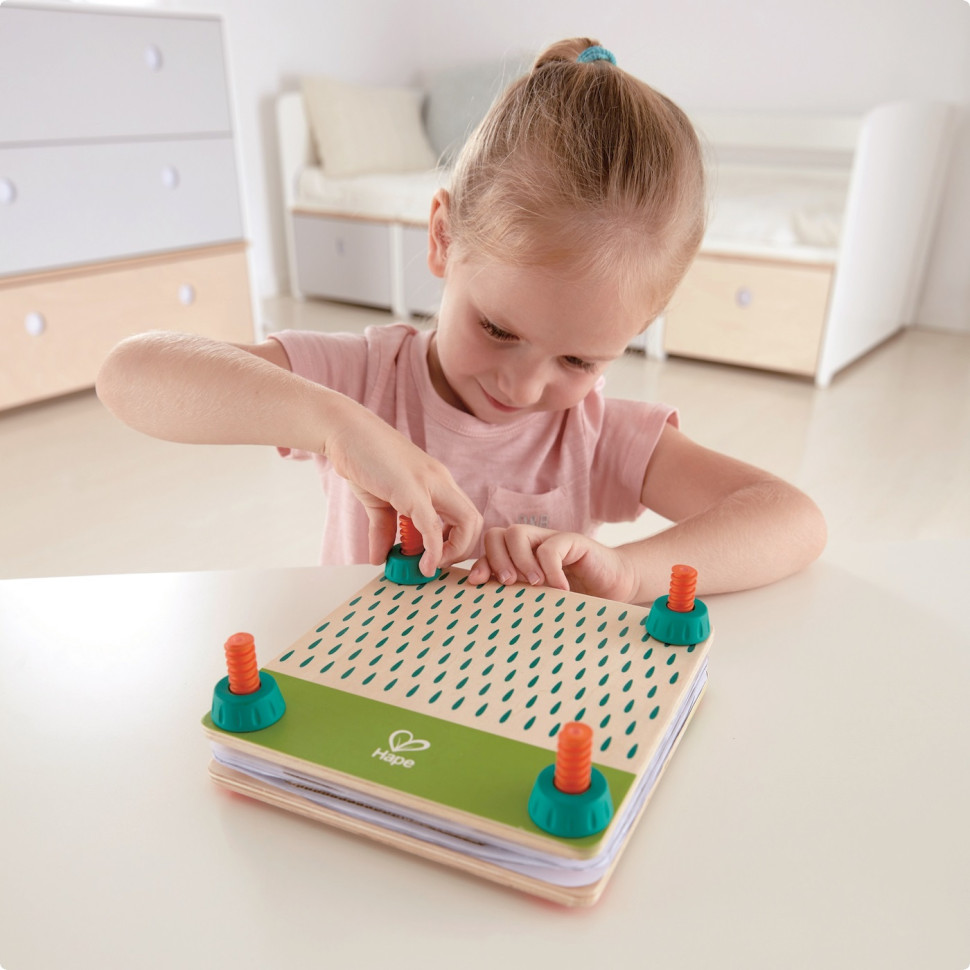 Прес для квітів Гербарій із фарбами Hape E5574 Nature Fun