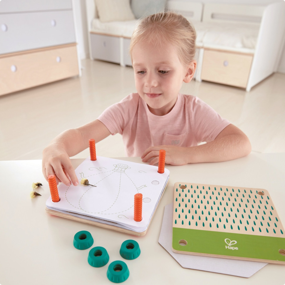 Прес для квітів Гербарій із фарбами Hape E5574 Nature Fun