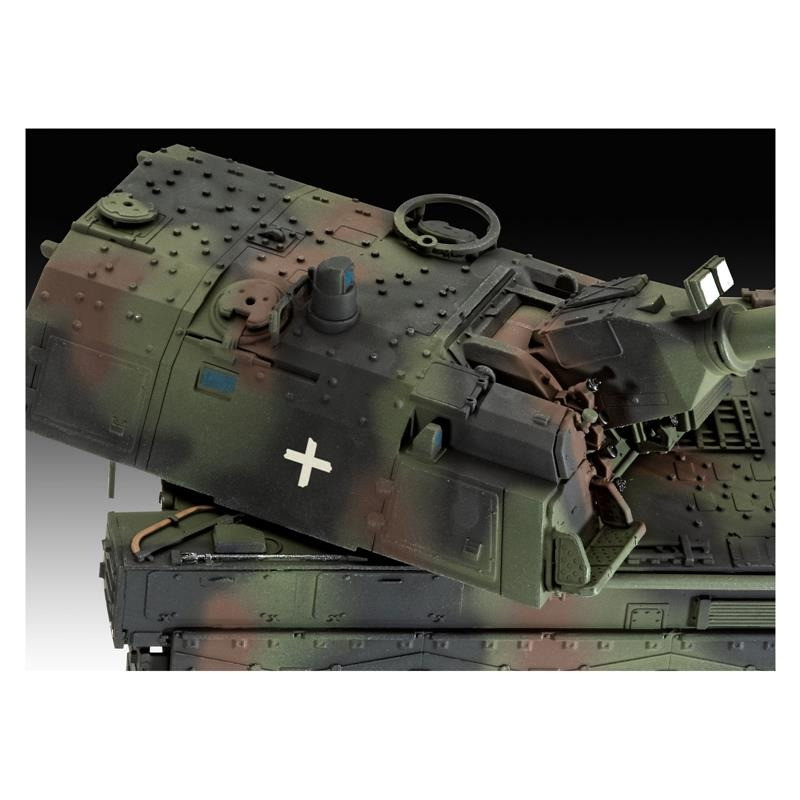 Збірна модель-копія САУ Panzerhaubitze 2000 Revell RVL-63347 рівень 4 масштаб 1:72