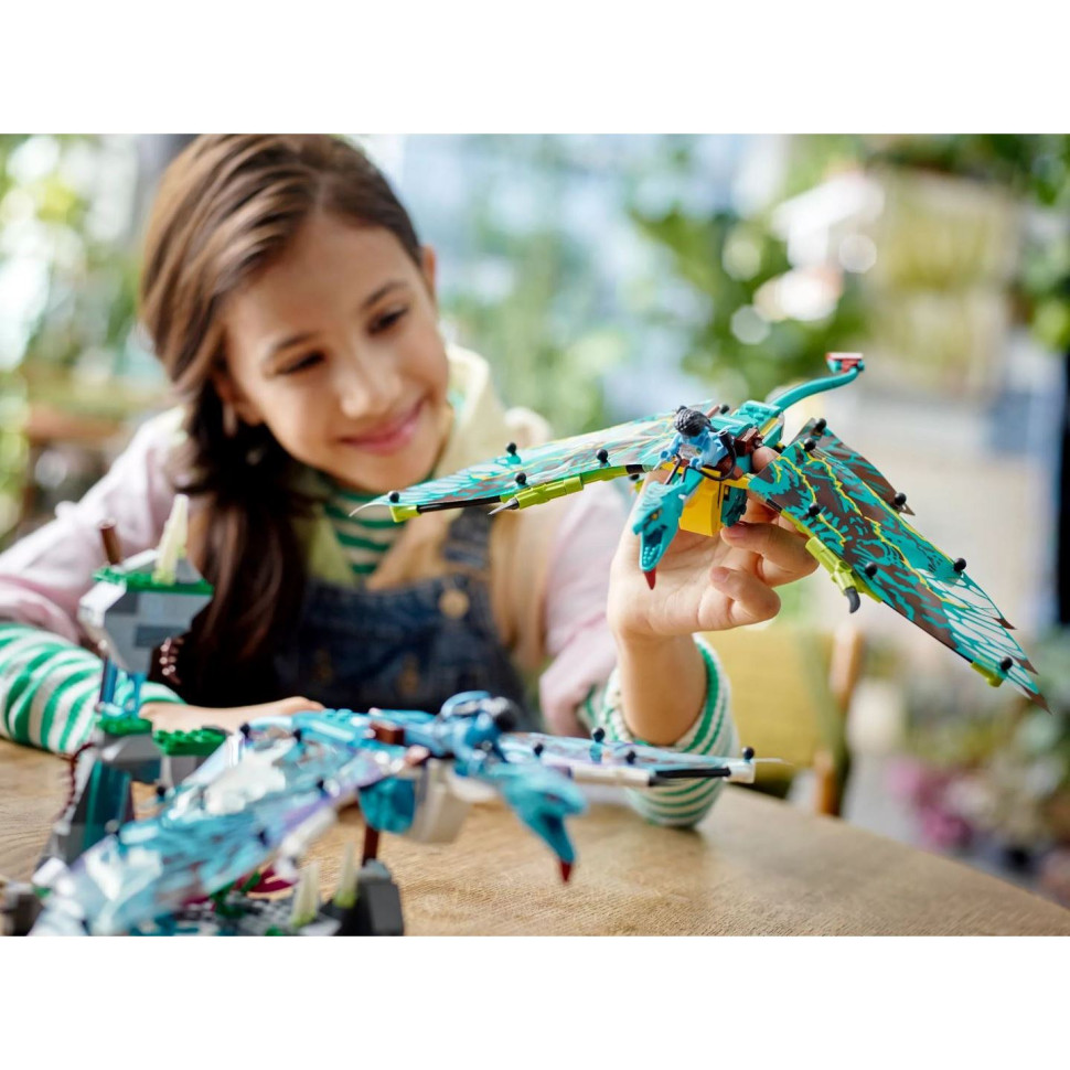 Конструктор LEGO Avatar Первый полет Джейка и Нейтири на Банши. 75572