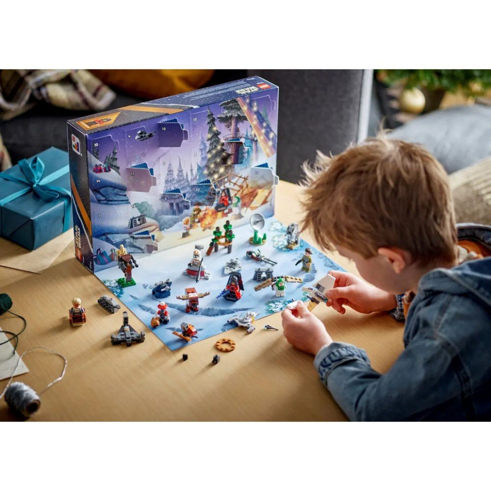 Конструктор Новорічний календар Star Wars™ LEGO 75366, 320 деталей